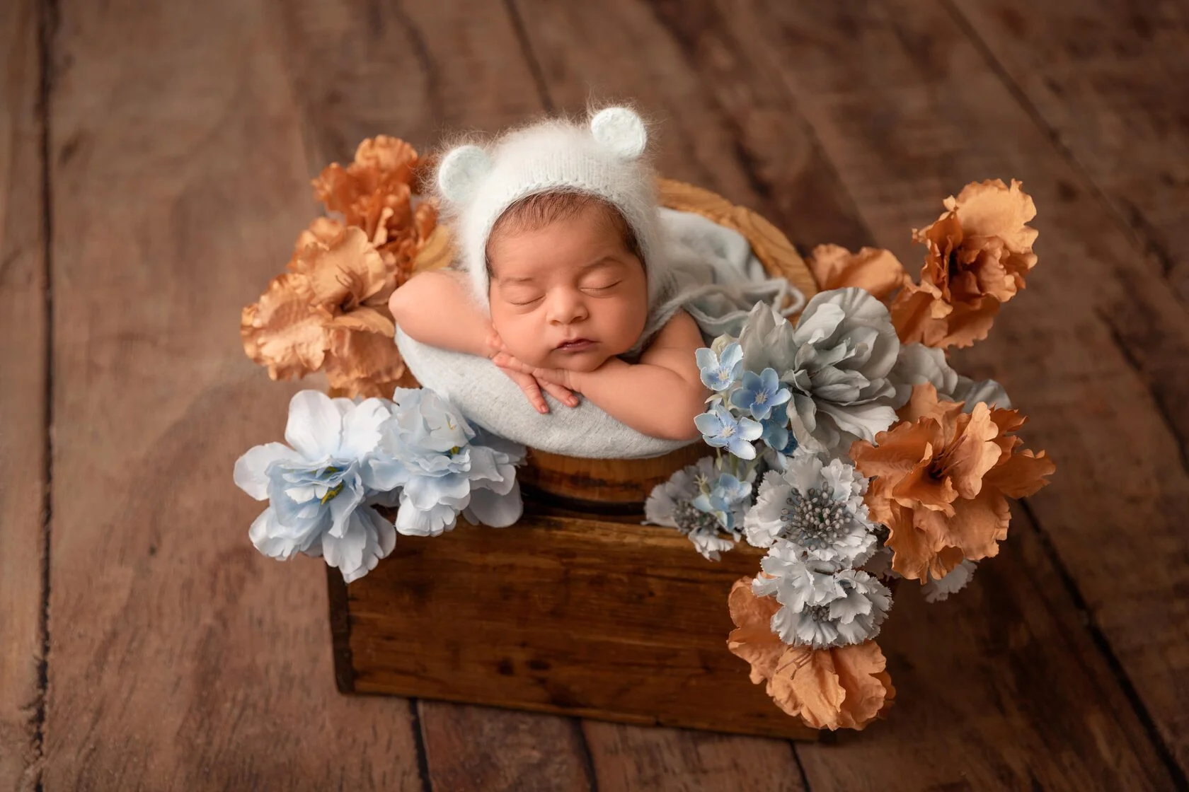 What Are The Best Camera Settings For Newborn Photography?
