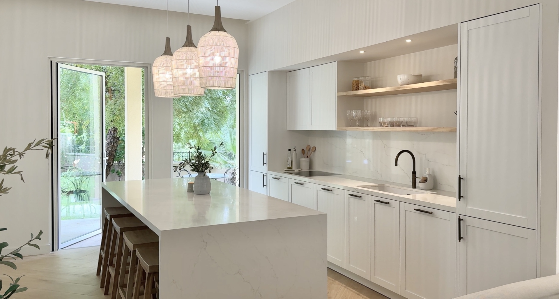 The Role of Technology in Modern Modular Kitchens